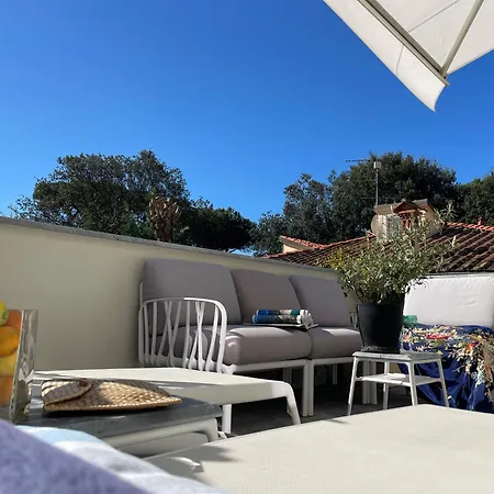 Chiara Class アパート マリーナ・ディ・ピエトラサンタ